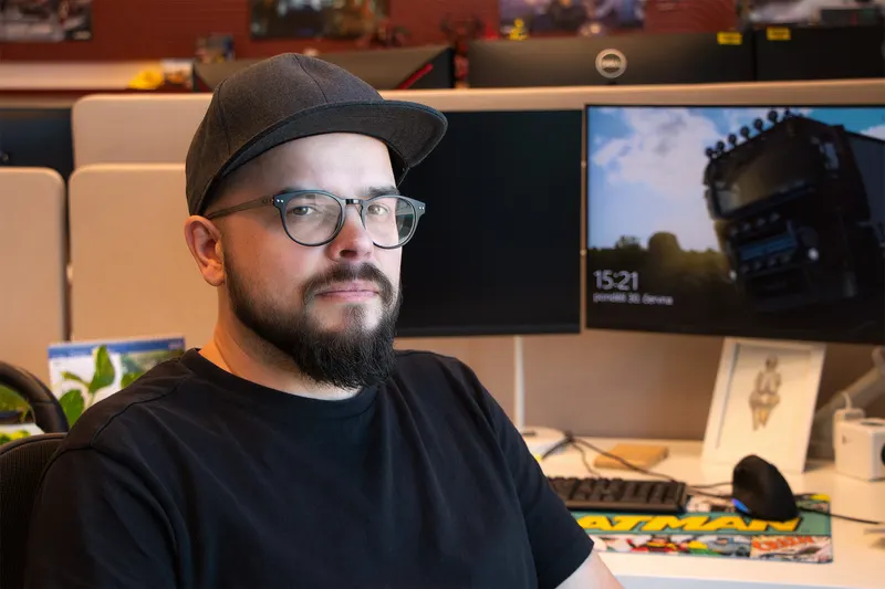 Meet the Eight-Person Team Behind the DLC: screenshot